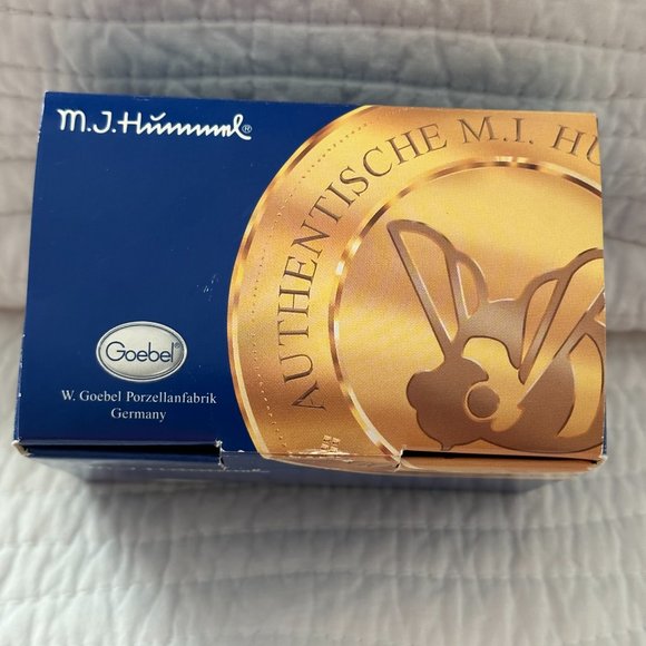 Porcelain Figurine Goebel Hummel " Messages of Love " #1313 Boxed 2050/A 1997 - Picture 12 of 12